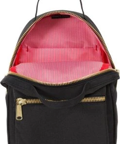 Kopen ❤️ Herschel Nova Mini - Black / Vrouwelijke Rugzak Met Dubbele Handvaten; Met 9L Opbergruimte En Intern Opbervak / Met Levenslange Fabrieksgarantie / Limited Lifetime Warranty / Zwart ???? 17 Kopen ❤️ Herschel Nova Mini - Black / Vrouwelijke Rugzak Met Dubbele Handvaten; Met 9L Opbergruimte En Intern Opbervak / Met Levenslange Fabrieksgarantie / Limited Lifetime Warranty / Zwart ???? -Herschel Shop 548x840 2