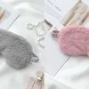 Beste Pirce ⭐ MINIIYOU 2 Stuks - Pluchen Dames Slaapmasker Grijs En Roze - Reismasker Met Vacht - Oogmasker ????