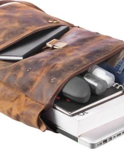 Goedkoopste ???? Wild Woodss WILD WOODS Leren 15 Inch Laptop Rugtas Met Kliksluiting - 15,6 Inch - Ruime Laptop Rugzak - Dames En Heren - Rundleer - Bruin ???? -Herschel Shop 550x389 1