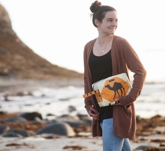 Goedkoop ???? MoreThanHip Toilettas Van Gerecyclede Cementzakken - Yindee Olifant Rood ???? 6 Goedkoop ???? MoreThanHip Toilettas Van Gerecyclede Cementzakken - Yindee Olifant Rood ???? - Afbeelding 4