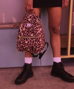 Kopen ❤️ Herschel Nova Mini - Black / Vrouwelijke Rugzak Met Dubbele Handvaten; Met 9L Opbergruimte En Intern Opbervak / Met Levenslange Fabrieksgarantie / Limited Lifetime Warranty / Zwart ???? 26 Kopen ❤️ Herschel Nova Mini - Black / Vrouwelijke Rugzak Met Dubbele Handvaten; Met 9L Opbergruimte En Intern Opbervak / Met Levenslange Fabrieksgarantie / Limited Lifetime Warranty / Zwart ???? -Herschel Shop 550x550 155