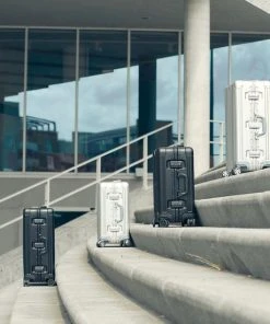 Beste Verkoop ???? Aluminium ???? Handbagage Koffer Mozzel Darrow - Reiskoffer Met Wielen - 35 Liter - Harde Koffer - Zilver ⭐ -Herschel Shop 550x550 471