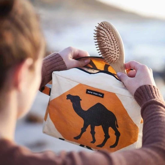 Goedkoop ???? MoreThanHip Toilettas Van Gerecyclede Cementzakken - Yindee Olifant Rood ???? 5 Goedkoop ???? MoreThanHip Toilettas Van Gerecyclede Cementzakken - Yindee Olifant Rood ???? - Afbeelding 3