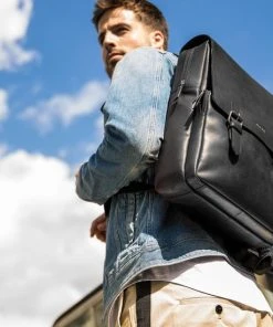 Goedkoopste ???? Burkely On The Move Unisex Rugtas 14'' Met Rits Inclusief Powerbank - Zwart ✔️ -Herschel Shop 550x550 705