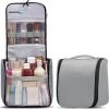 Hete verkoop ???? TravelSky Reis Toilettas Met Haak Travel Etui Organizer Voor Toiletartikelen Kamperen & Reizen Accessoires – Geschikt Voor Dames En Heren – Grijs ???? 2 Hete verkoop ???? TravelSky Reis Toilettas Met Haak Travel Etui Organizer Voor Toiletartikelen Kamperen & Reizen Accessoires – Geschikt Voor Dames En Heren – Grijs ???? -Herschel Shop 550x587 4