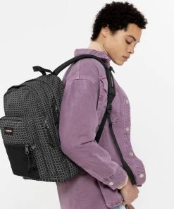 Nieuw ???? Eastpak - Pinnacle - Rugzak - 38 Liter - Refleks Black ???? -Herschel Shop 550x651 2