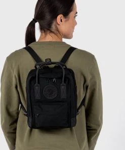 Goedkoopste ???? Fjallraven Fjällräven Kånken No. 2 Black Mini Unisex Rugzak - Black ⭐ -Herschel Shop 550x662 4