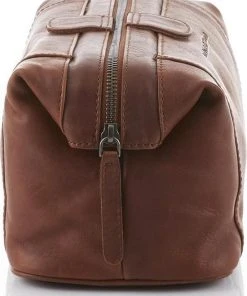 Flash-uitverkoop ???? Chesterfield Vince Leren Toilettas L - Cognac ???? -Herschel Shop 550x698 2