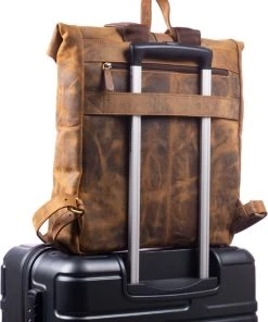 Goedkoopste ???? Wild Woodss WILD WOODS Leren 15 Inch Laptop Rugtas Met Kliksluiting - 15,6 Inch - Ruime Laptop Rugzak - Dames En Heren - Rundleer - Bruin ???? -Herschel Shop 550x706 2