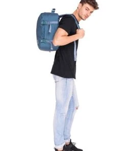 Uitgang ???? CabinZero Classic 28L Ultra Light Bag Aruba Blue ✔️ -Herschel Shop 550x828 9